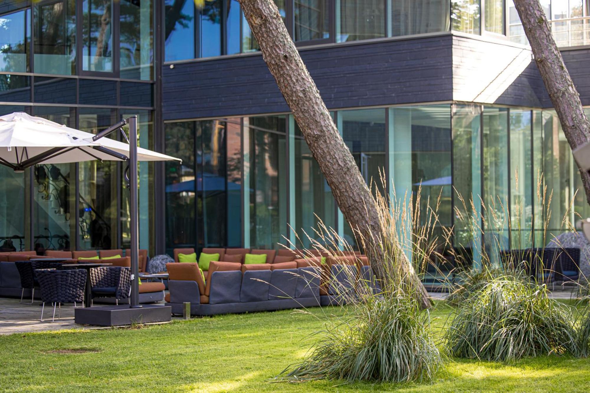 Palanga Life Balance Spa Hotel Buitenkant foto The garden